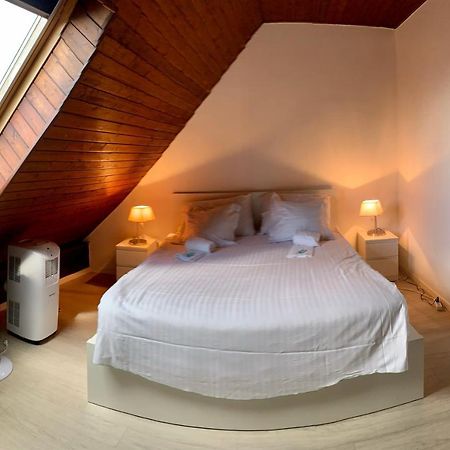 Luxury Duplex Vue Chateau Neuchatel Luaran gambar