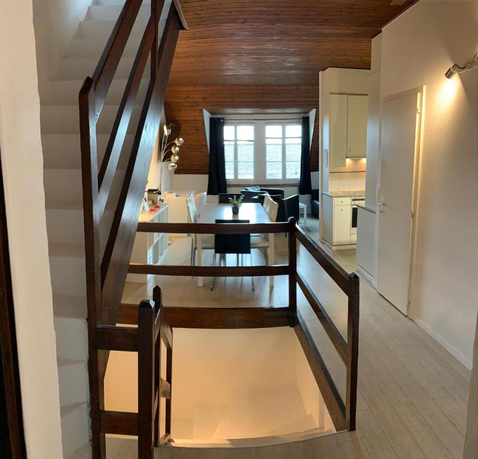 Luxury Duplex Vue Chateau Neuchatel Luaran gambar