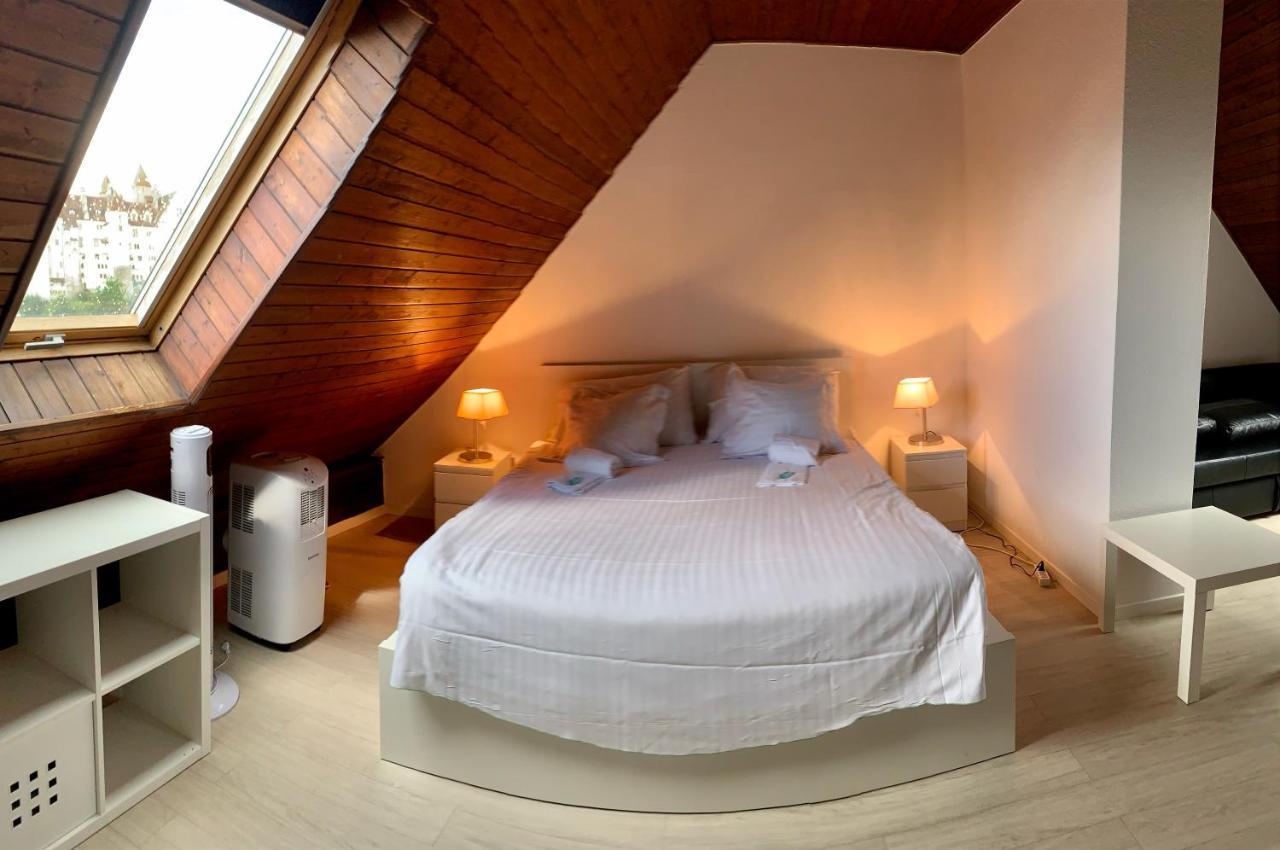 Luxury Duplex Vue Chateau Neuchatel Luaran gambar