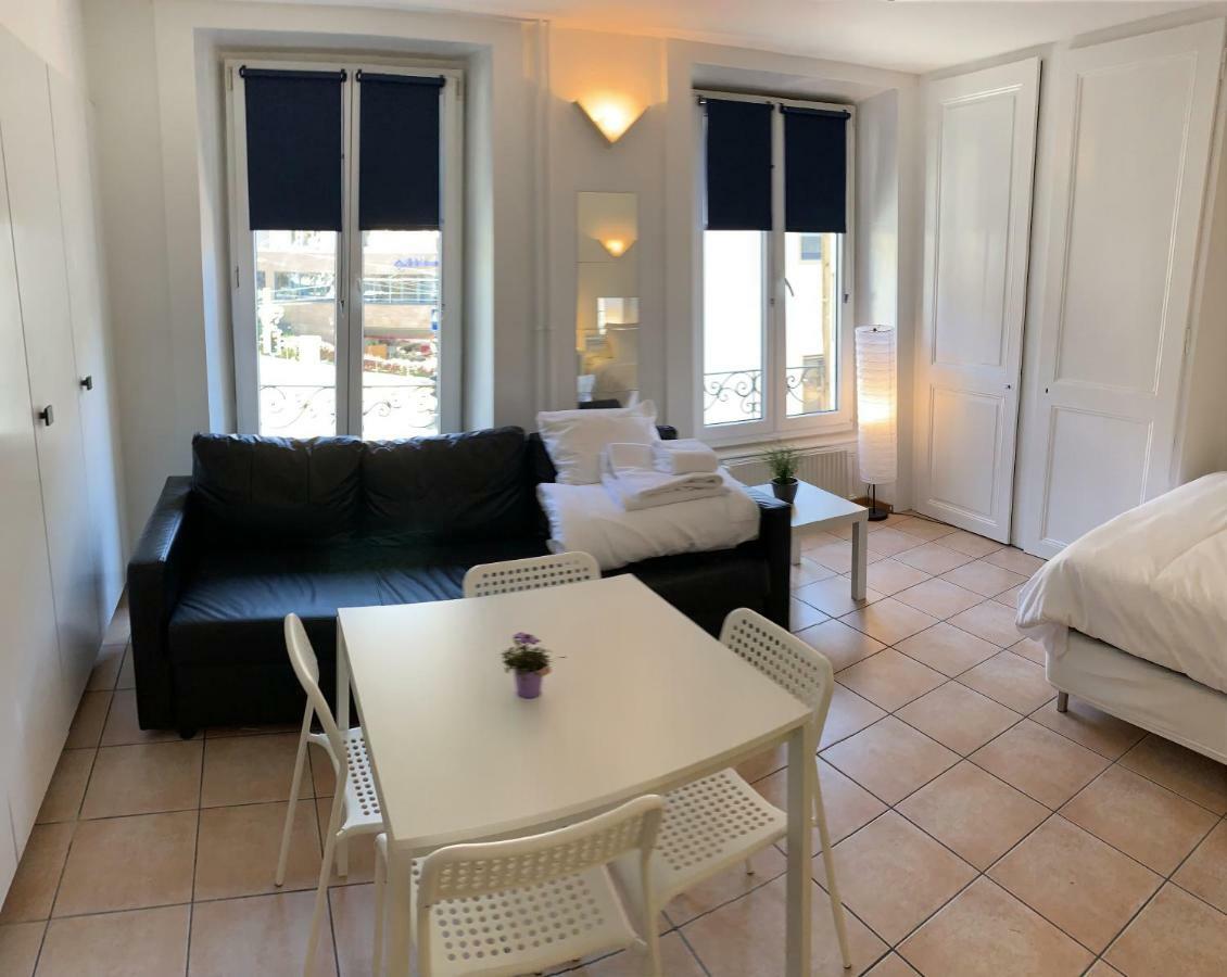 Luxury Duplex Vue Chateau Neuchatel Luaran gambar
